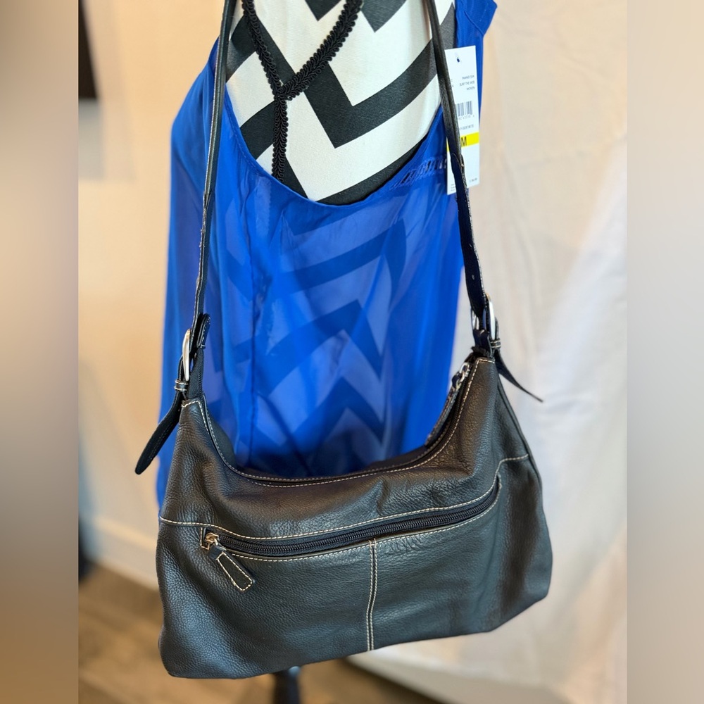 Stone Mountain Black Leather Shoulder Bag